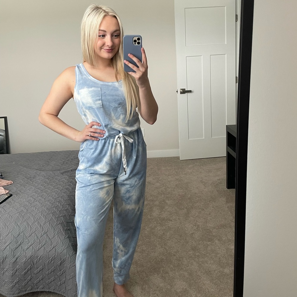 Worn once // tie dye sweat jumpsuit